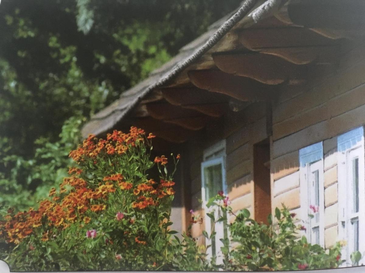 Pokoje W Starej Karczmie Liszki Exterior foto