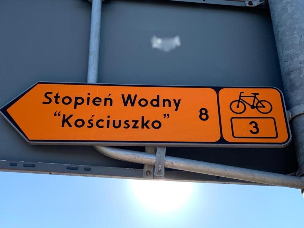 Pokoje W Starej Karczmie Liszki Exterior foto