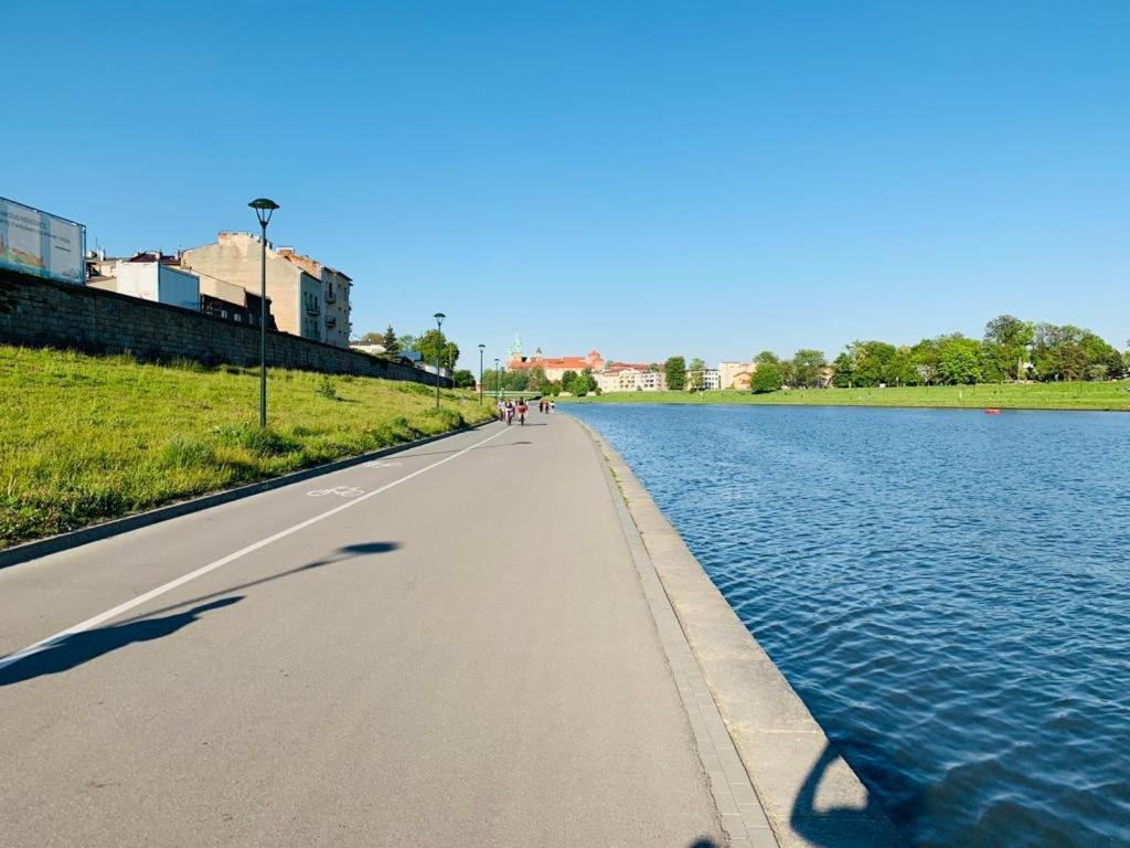 Pokoje W Starej Karczmie Liszki Exterior foto