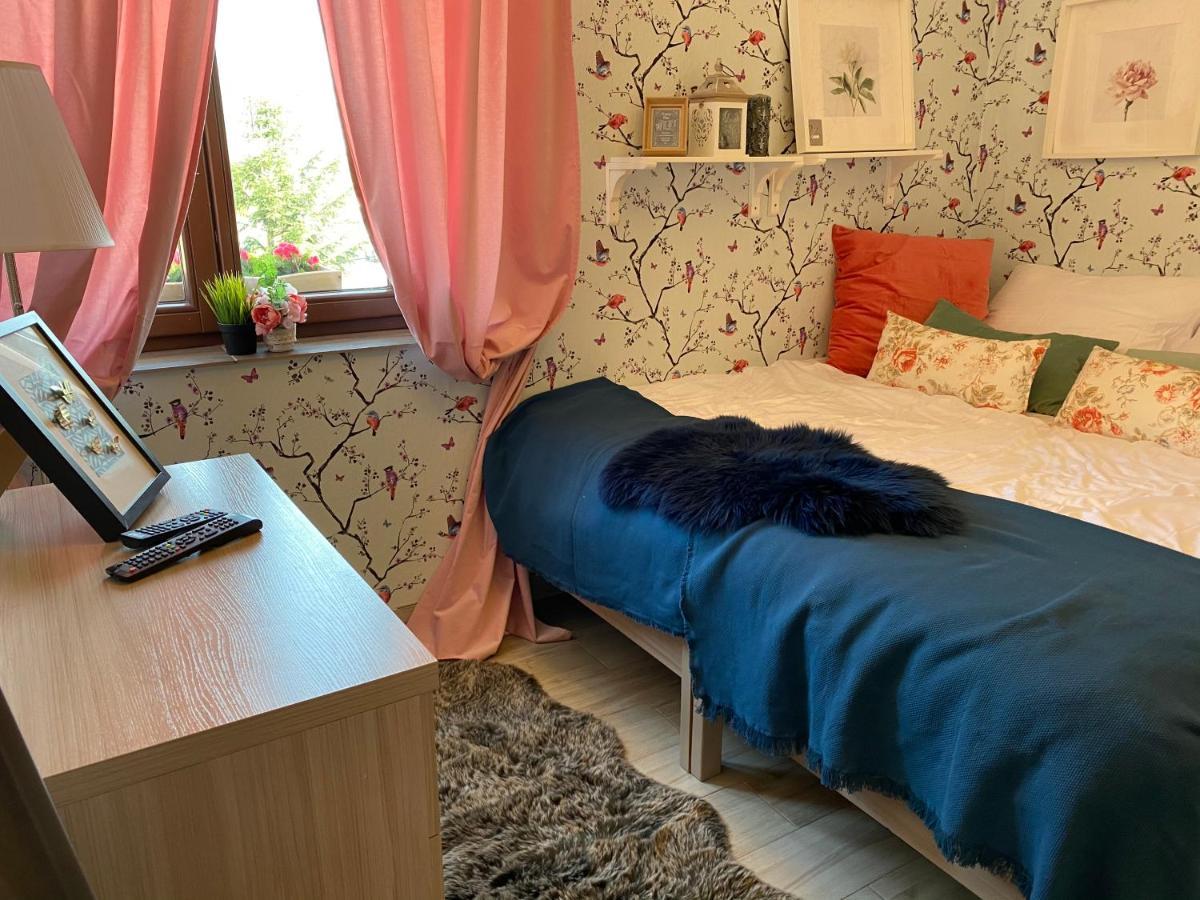 Pokoje W Starej Karczmie Liszki Exterior foto